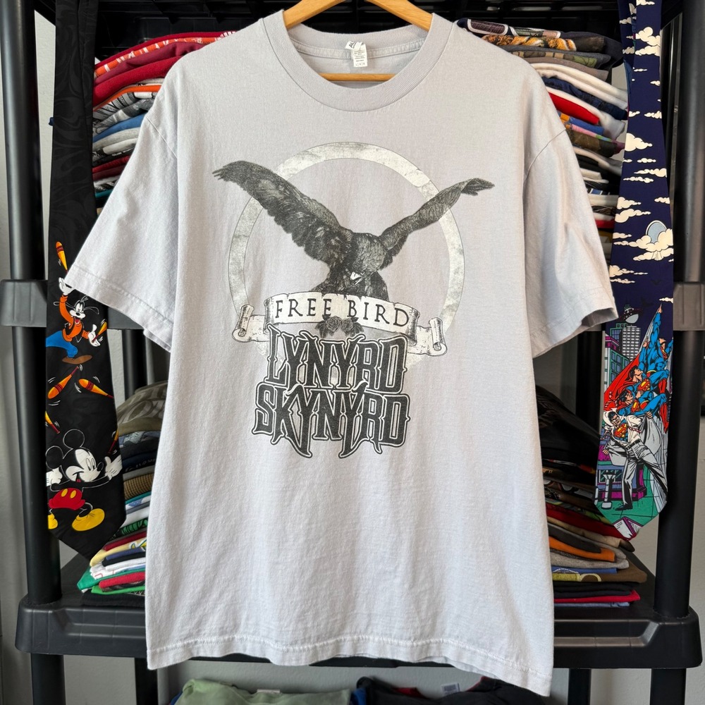 Modern Gray Lynyrd Skynyrd Free Bird 2019 Tour Graphic T-Shirt Large